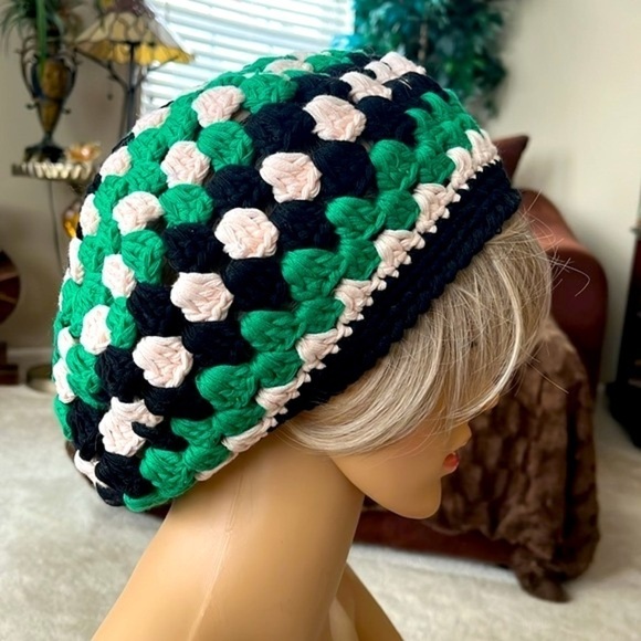 NWOT Free People Lolita Crochet Knit Beret Slouchy Boho Green Black Off-White - Picture 9 of 14